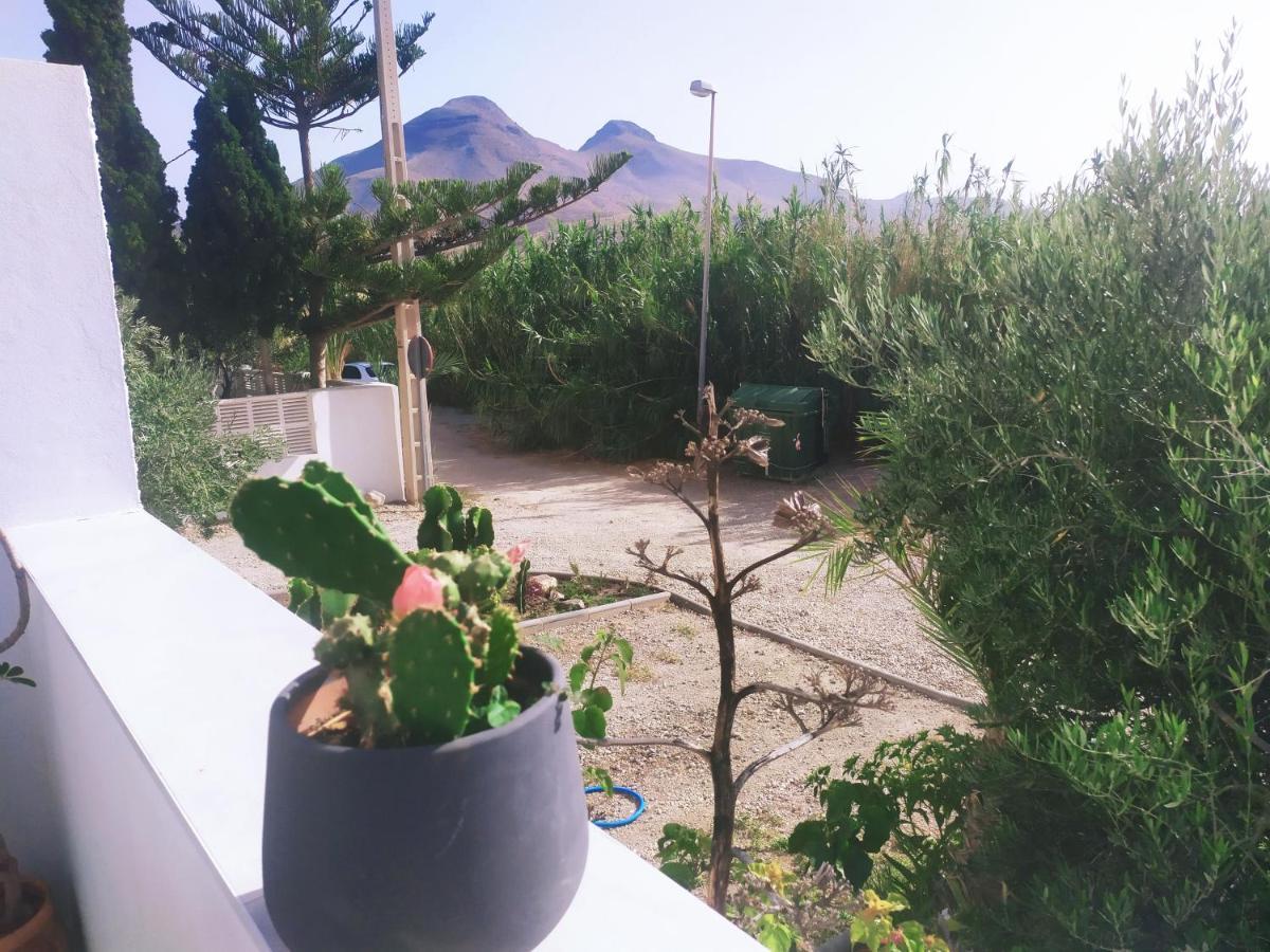 Hostal Casa Emilio อัลเมรีอา ภายนอก รูปภาพ